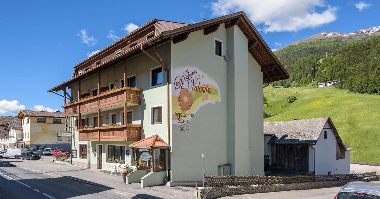 Garni Apparthotel St Valentin San Valentino alla Muta Luaran gambar