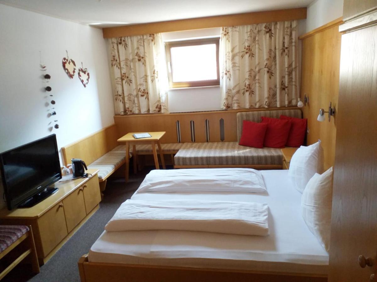 Garni Apparthotel St Valentin San Valentino alla Muta Luaran gambar