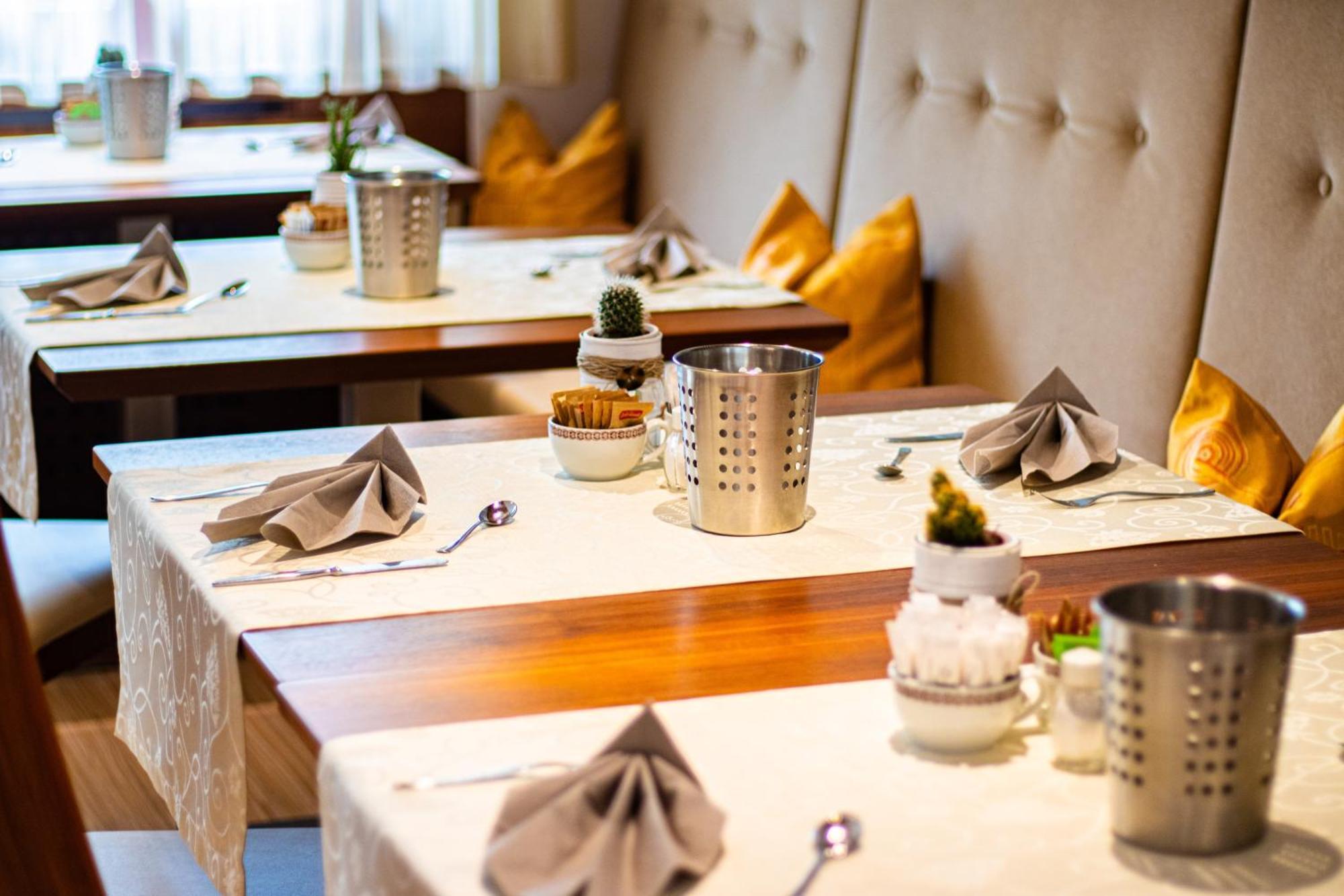 Garni Apparthotel St Valentin San Valentino alla Muta Luaran gambar