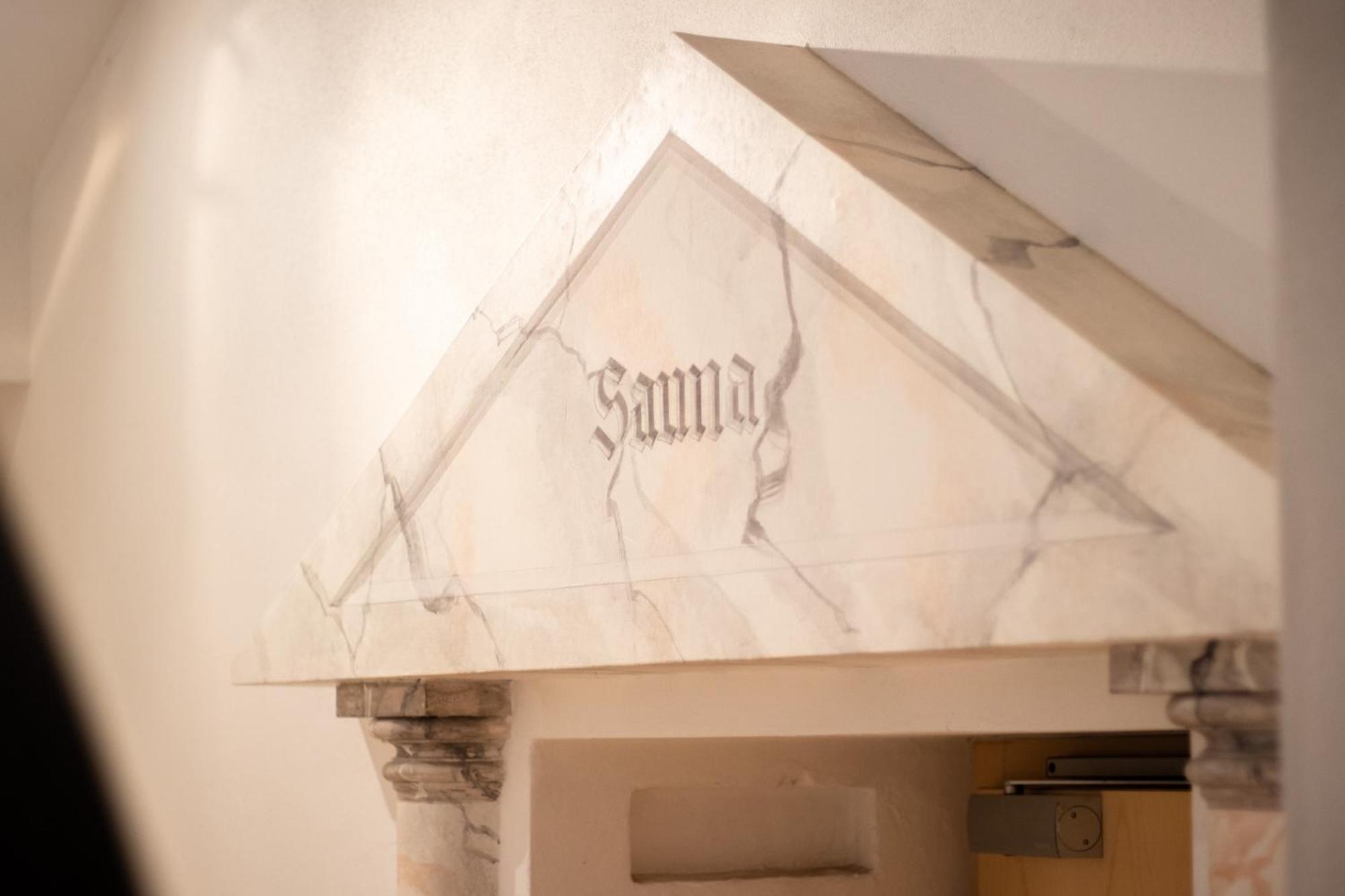 Garni Apparthotel St Valentin San Valentino alla Muta Luaran gambar