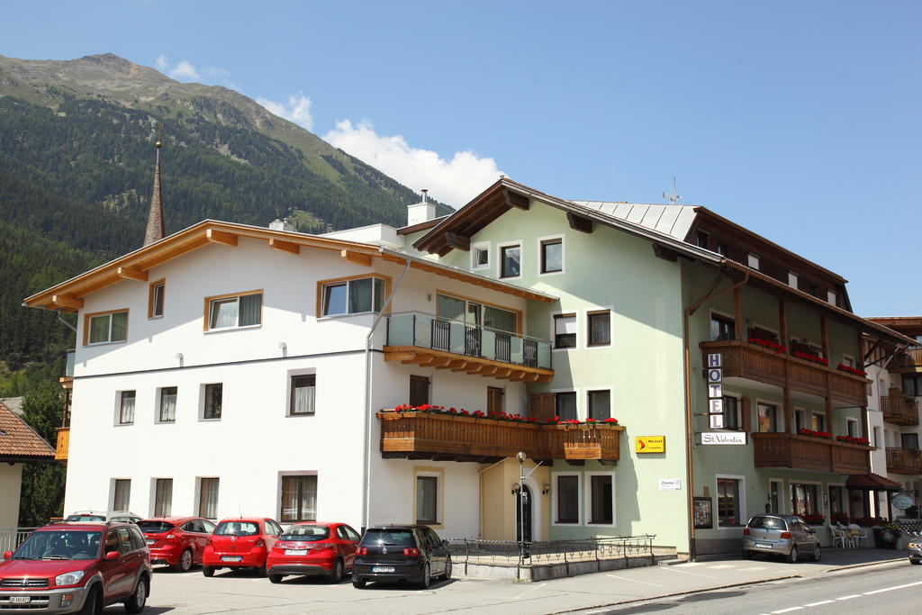 Garni Apparthotel St Valentin San Valentino alla Muta Luaran gambar